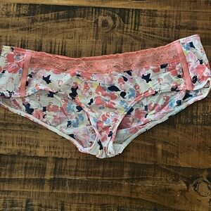 Floral Lace Trim Bikini Panties size Medium